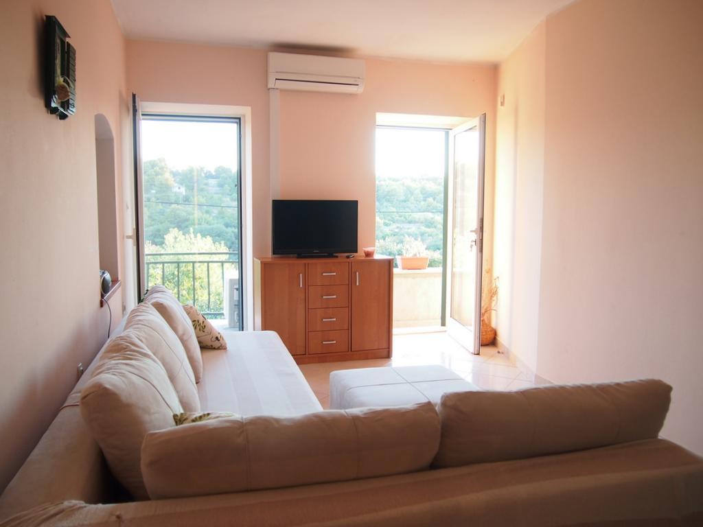 Holiday Home Oliva Bilice Ngoại thất bức ảnh